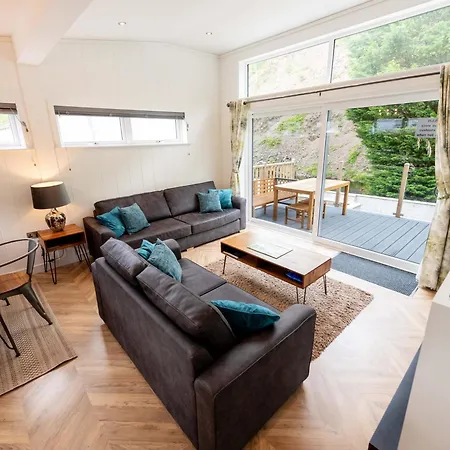 Alpehytte Great Gable Riverside Luxury